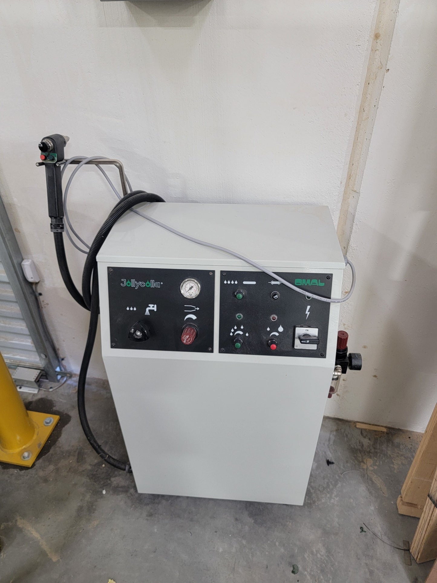 2021 SCM Omal Jollycolla Glue Gun - Illinois