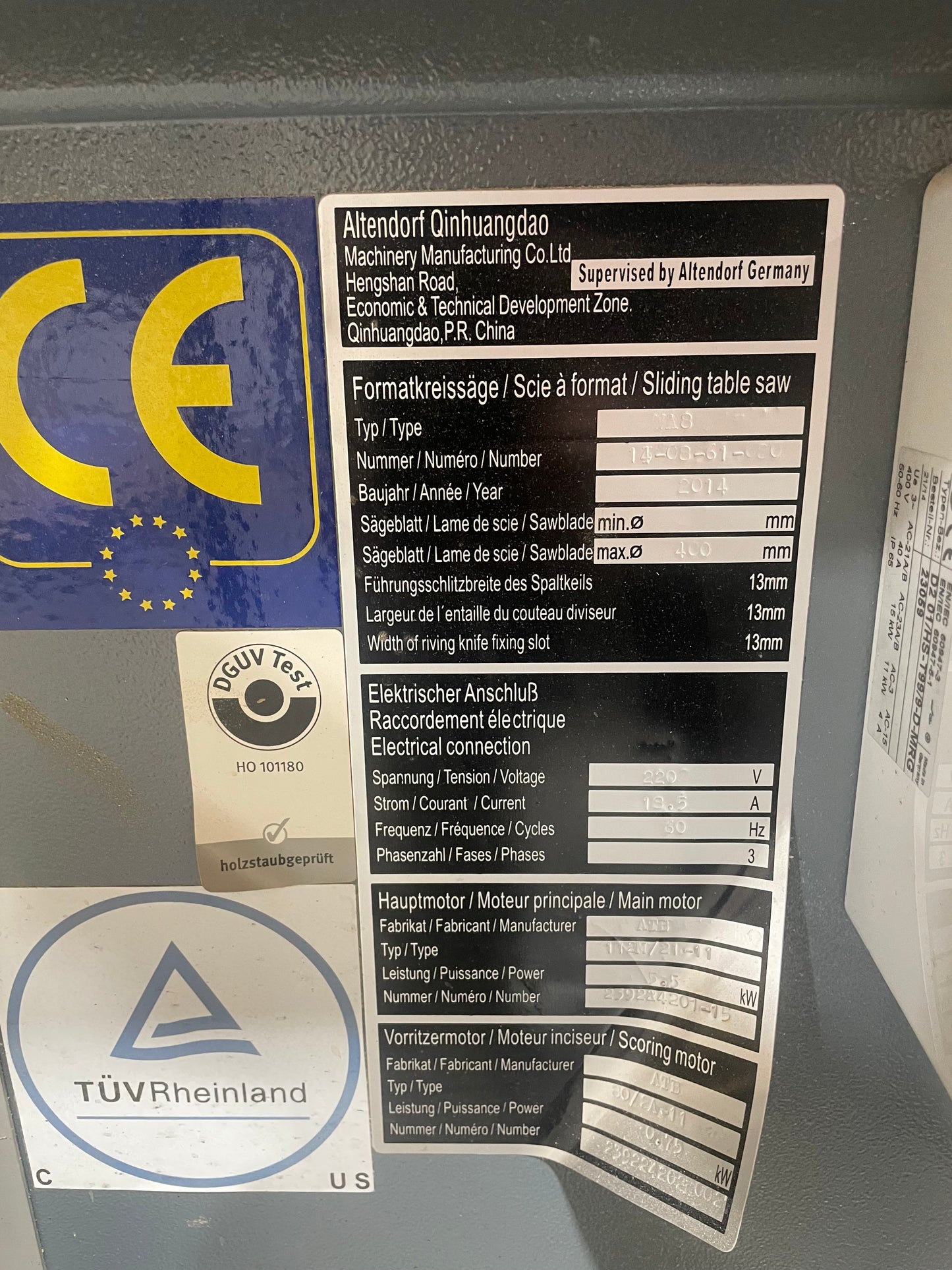 Altendorf WA8 Sliding Table Saw (2014) - California