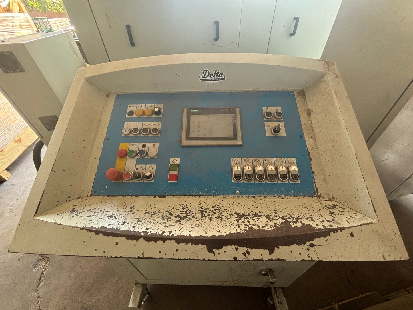 2015 Kentwood M609X 6 Head Moulder - Texas