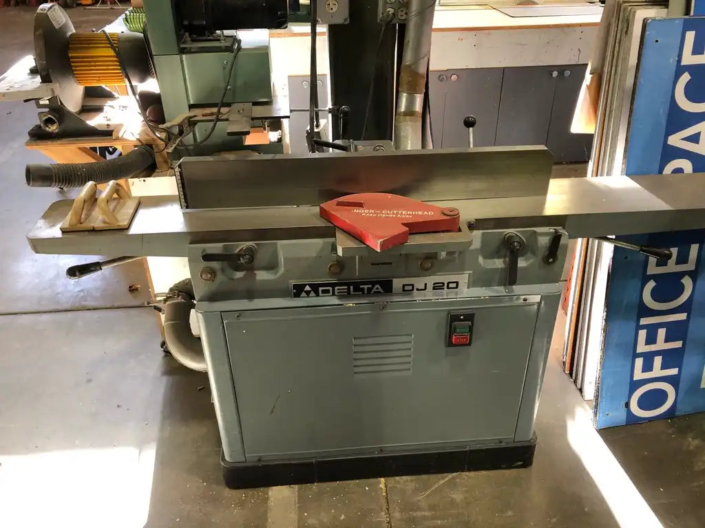 DELTA 37-350 DJ-20 8-Inch Jointer