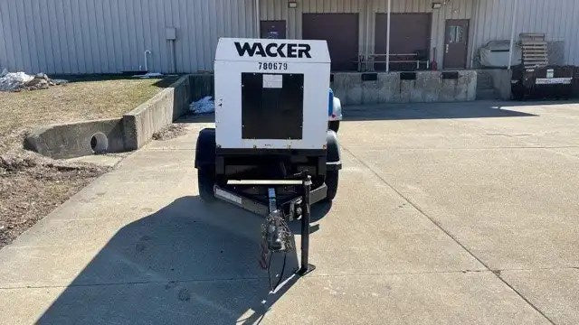 Wacker Neuson G20 20kw tow-behind generator