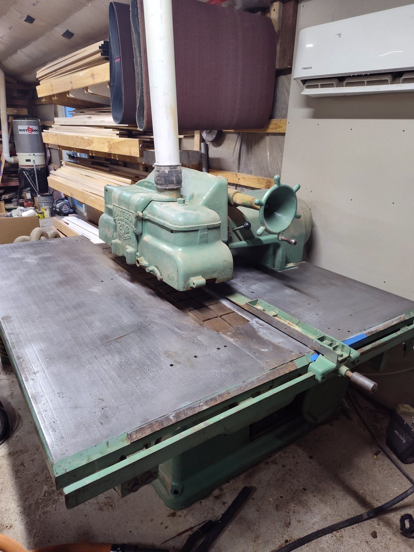 Mattison 202 Straight Line Rip Saw - Minnesota