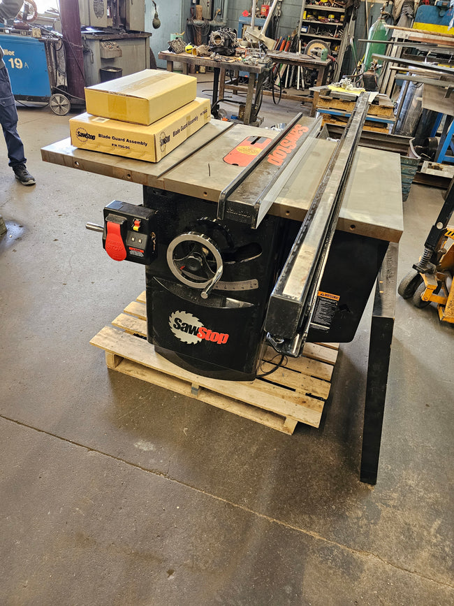 SawStop 10" Industrial Cabinet Saw (Saw 2 of 2) - Illinois