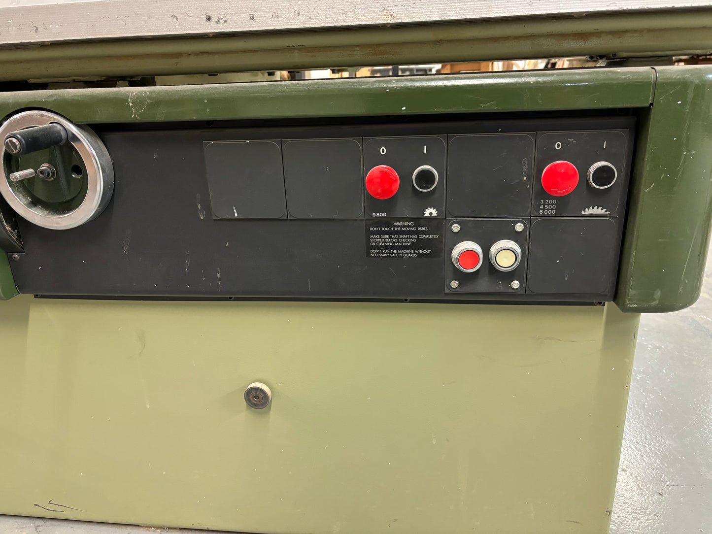 SCM SI 16 W Sliding Table Saw - Illinois