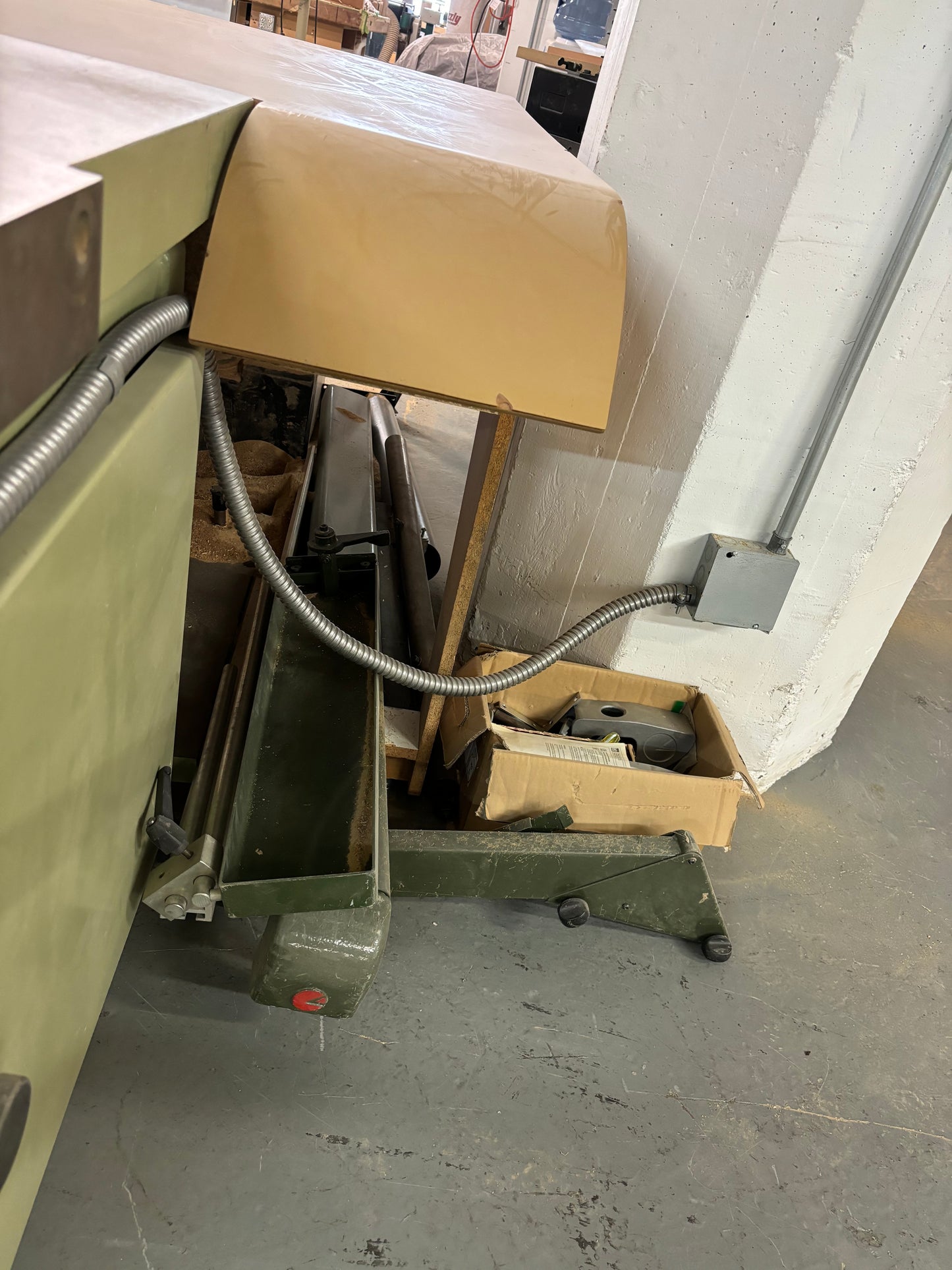 SCM SI 16 W Sliding Table Saw - Illinois