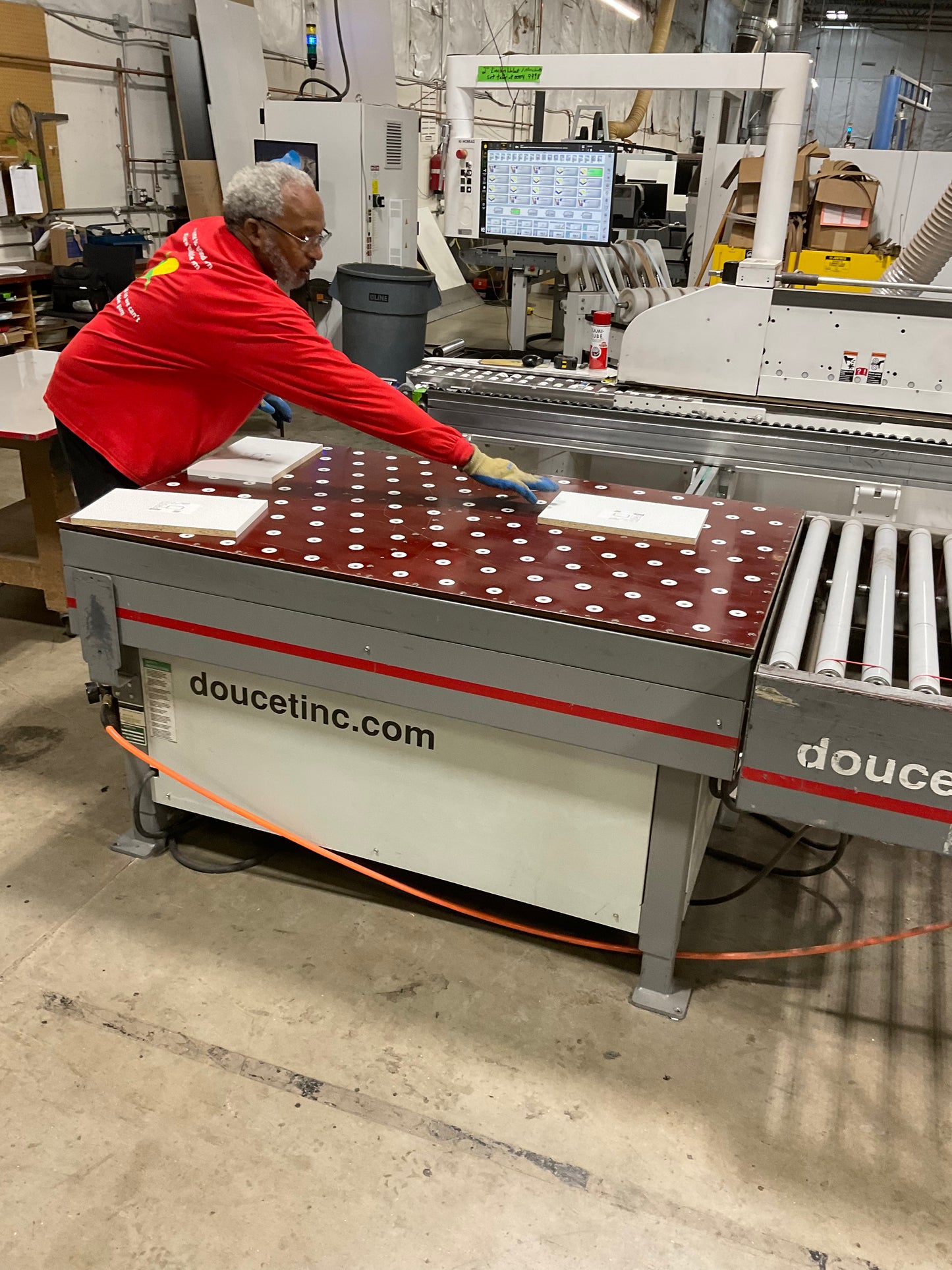 Doucet Return with Air Flotation Table - Ohio