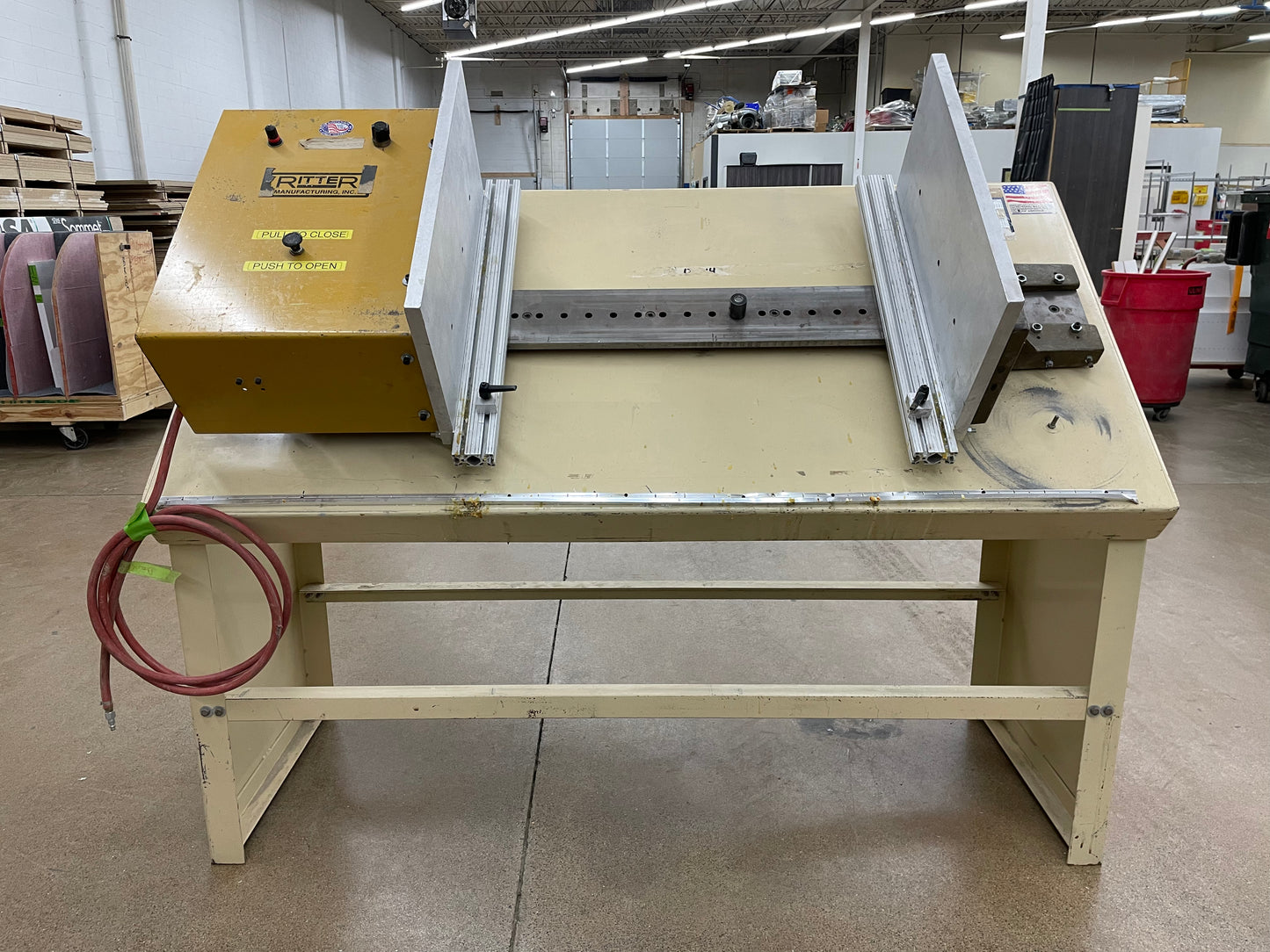 2004 Ritter R827 Drawer Clamp - Minnesota