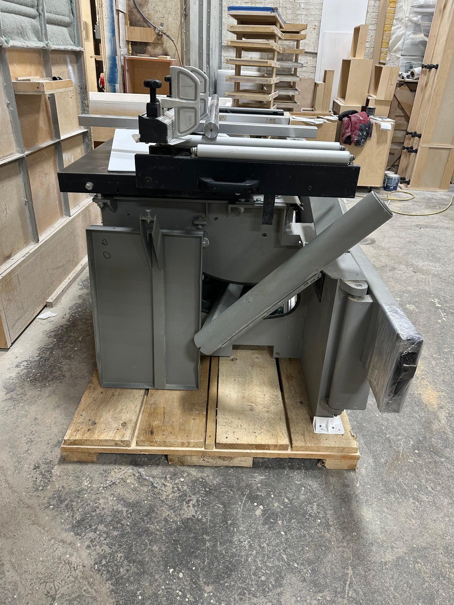 2000 Altendorf F45 CE Sliding Table Saw - Illinois