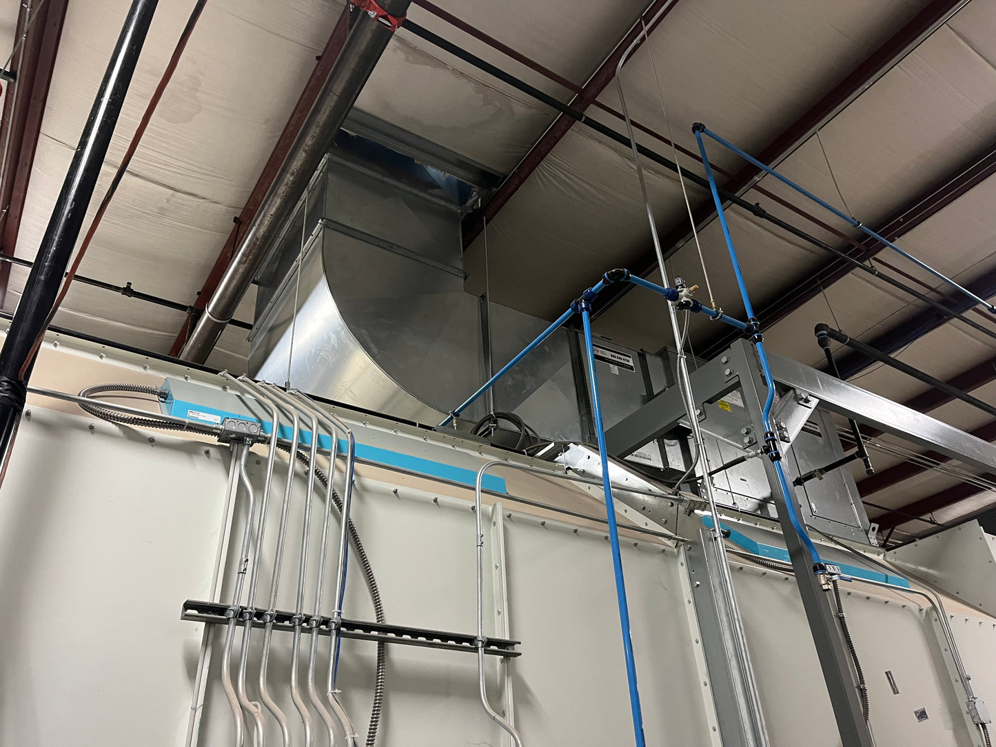 2019 Global Finishing Systems Crossdraft Pressurized Spray Booth - Michigan