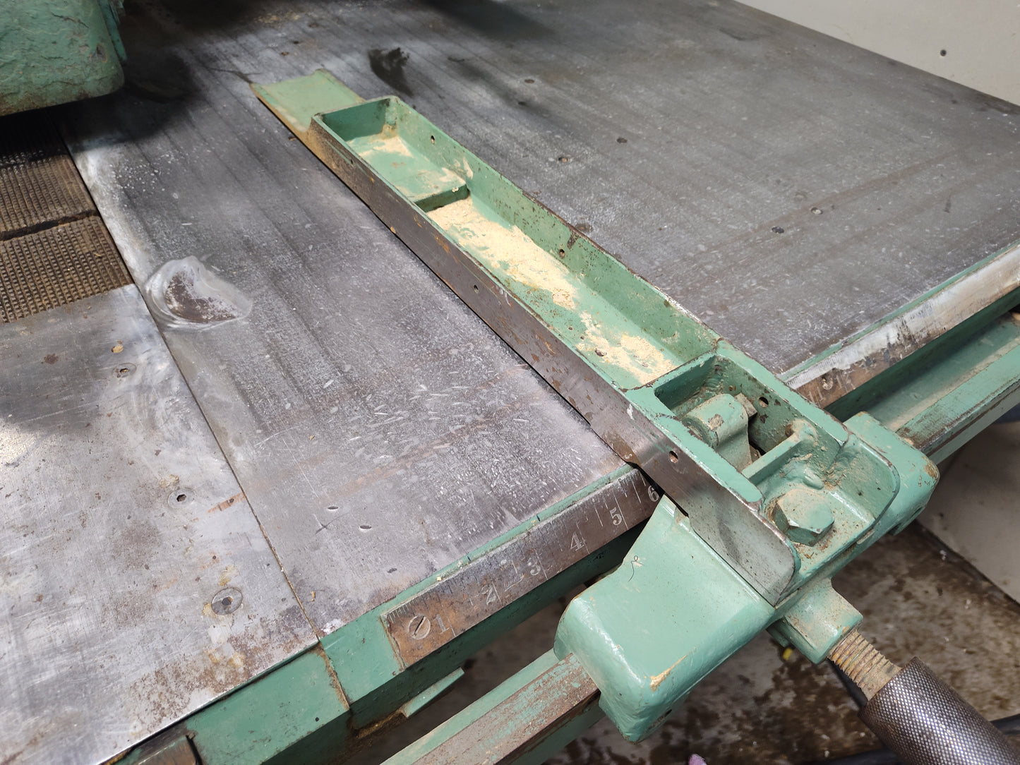 Mattison 202 Straight Line Rip Saw - Minnesota