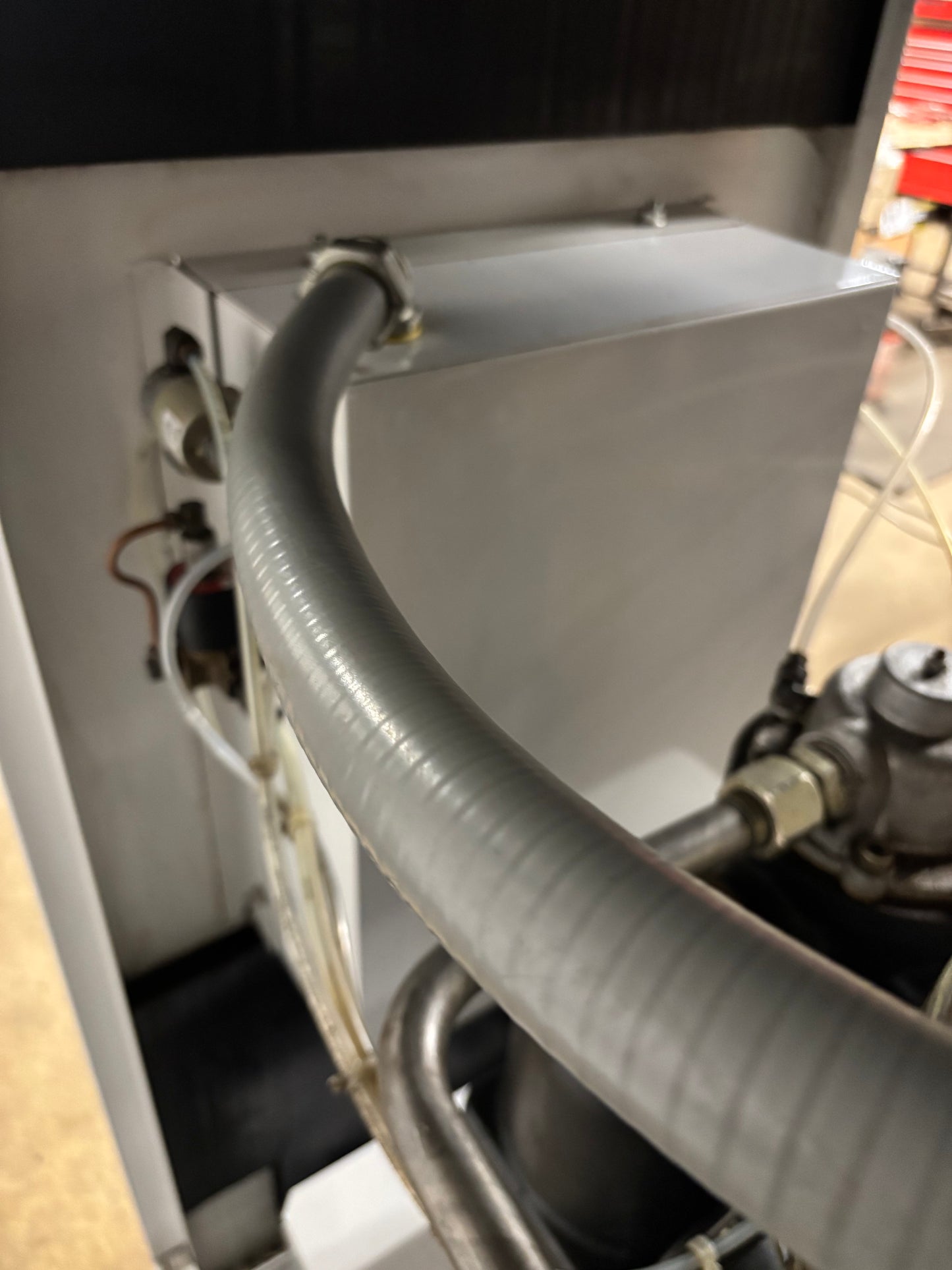 Gardner Denver Model EFC99A 20 HP Rotary Screw Air Compressor (2000) - Michigan