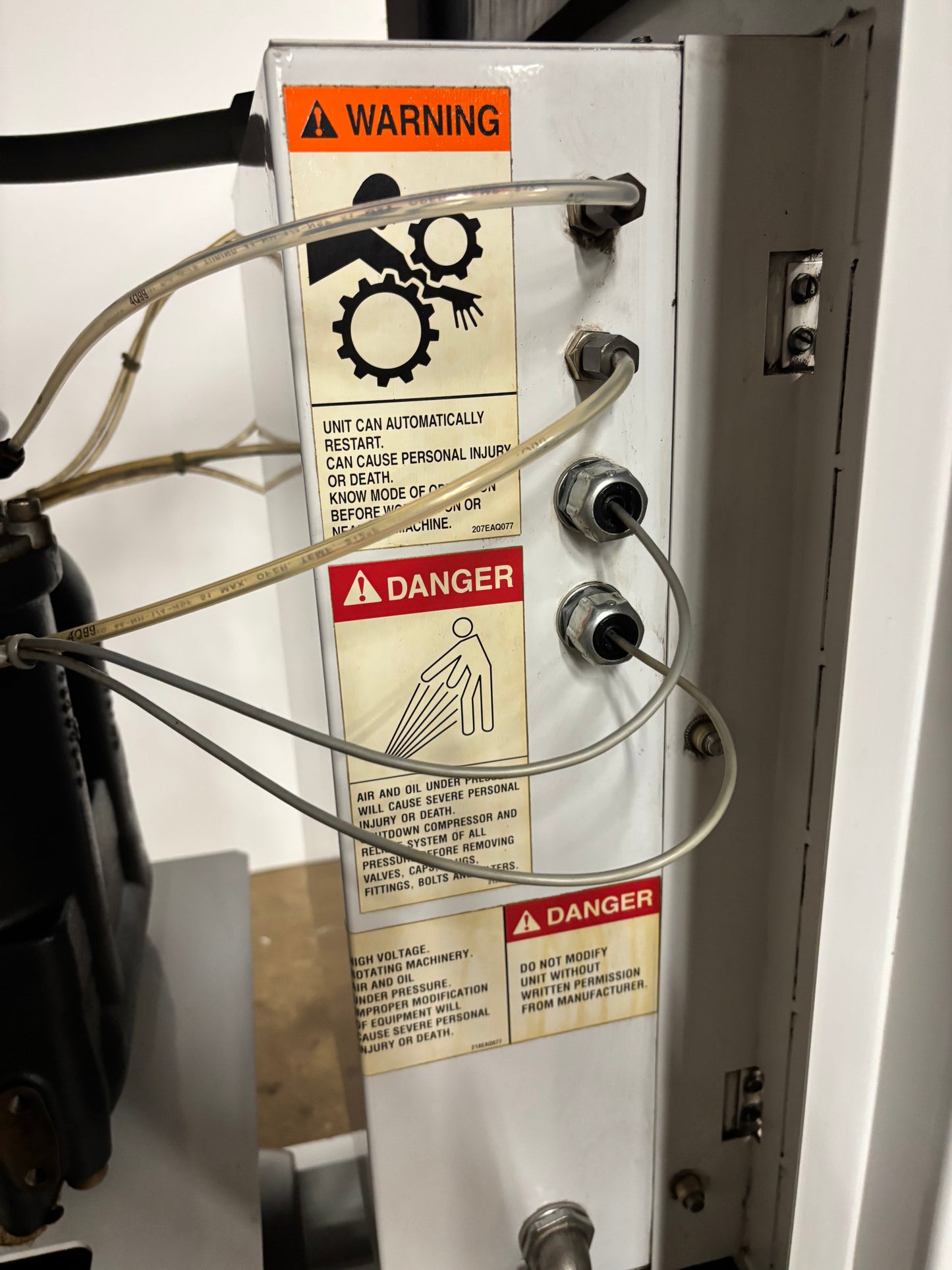 Gardner Denver Model EFC99A 20 HP Rotary Screw Air Compressor (2000) - Michigan