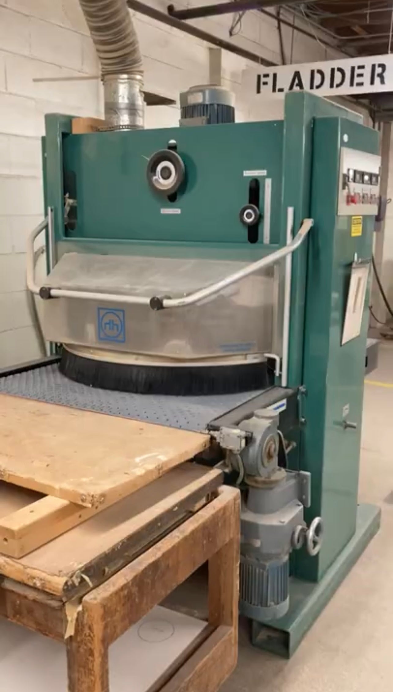 1986 Fladder AUT 1000 Contour/Denibbing Sander - Michigan - ibid-machinery