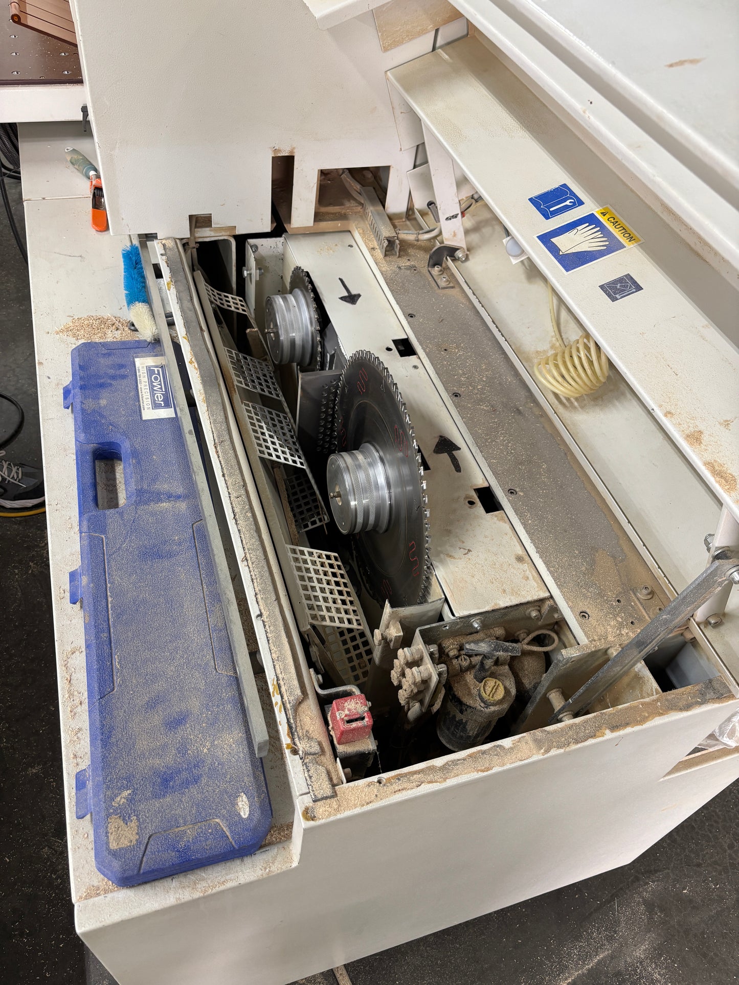 2007 SCM Sigma Impact C Beam Saw - Wisconsin