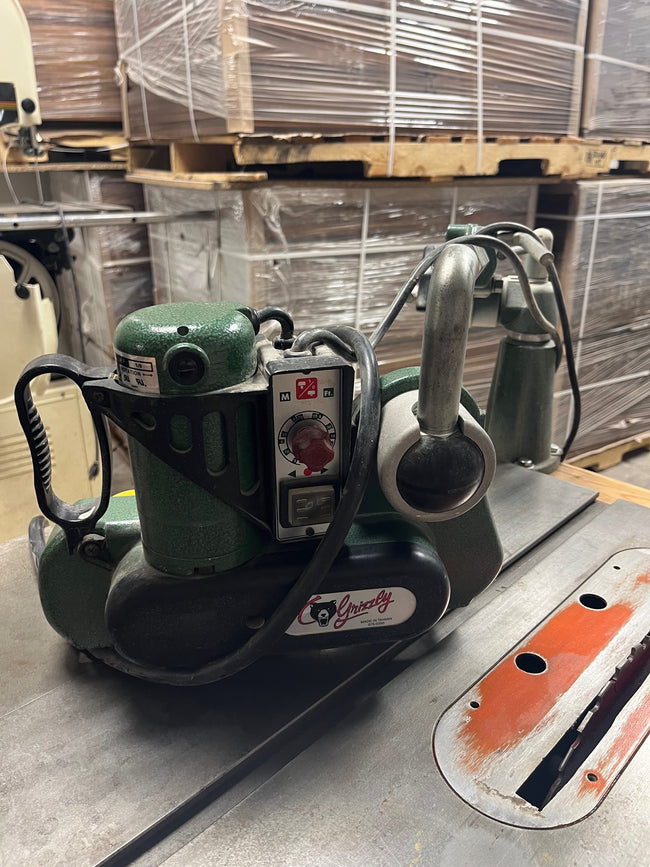 2001 Grizzly  G1023S 10" Table Saw