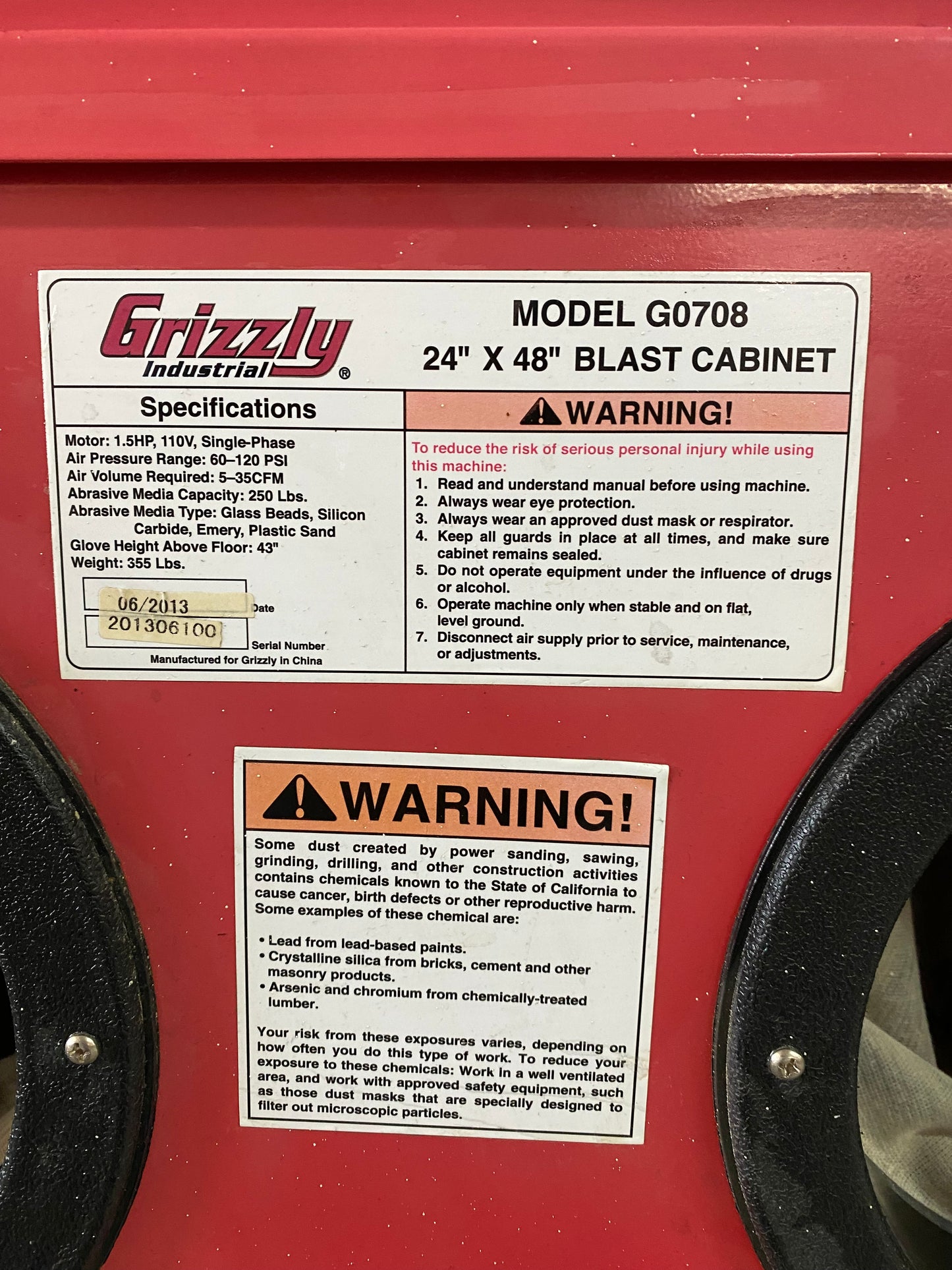2013 Grizzly Blast Cabinet Model G0708 - Illinois