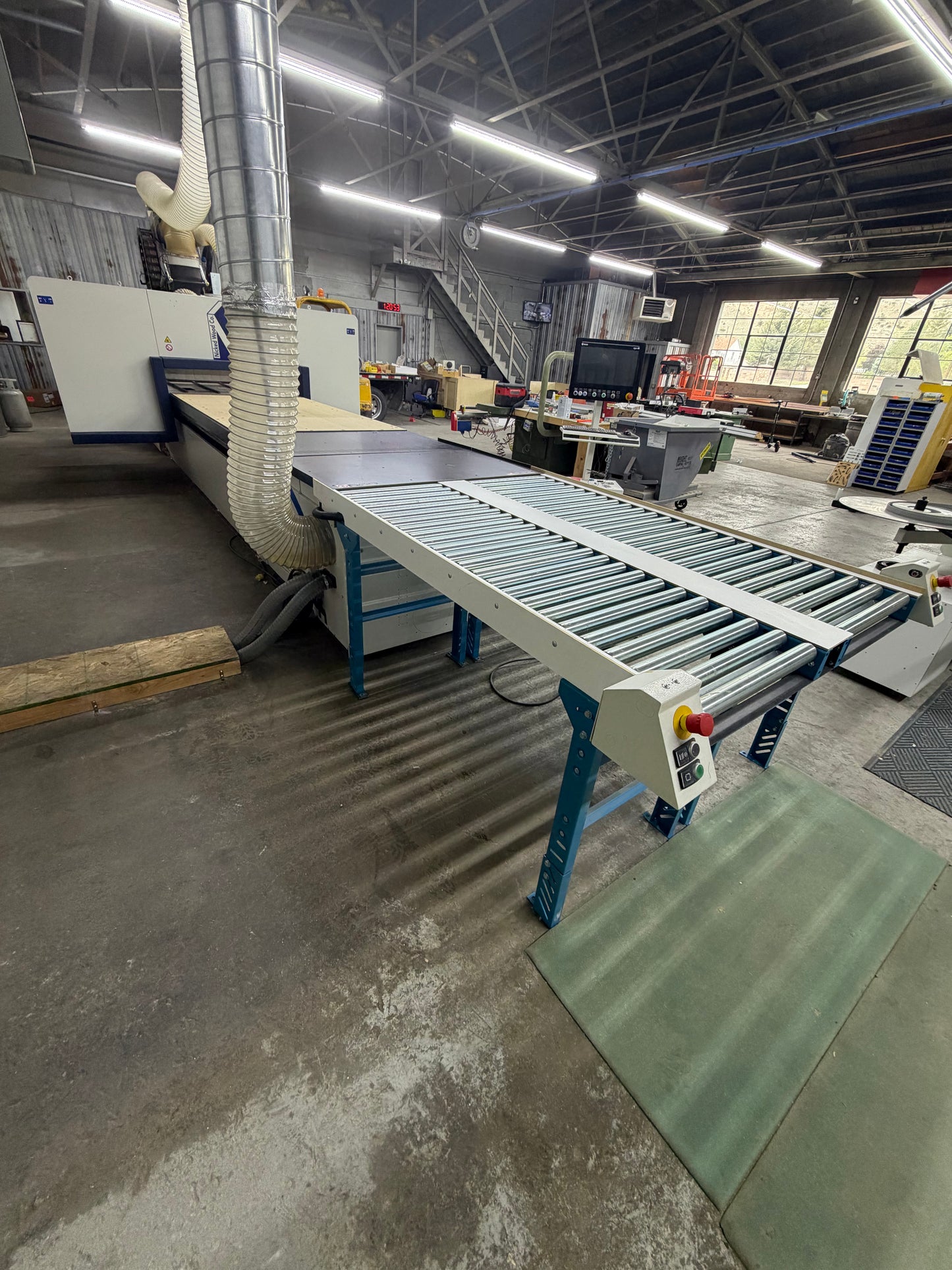 SCM Morbidelli X200 CNC Machining Center - Router (2022) - Utah