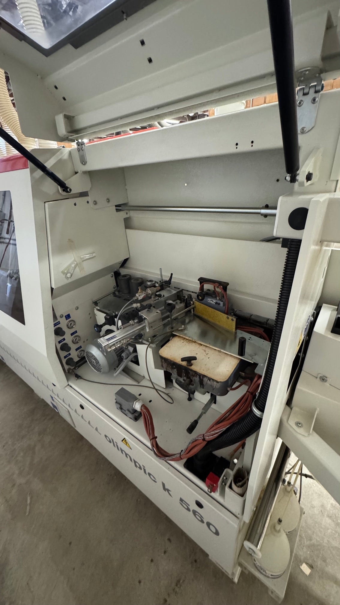 SCM Olimpic K560 T-ER2 Edgebander with Pre-Mill and Corner Rounding (2017) - California
