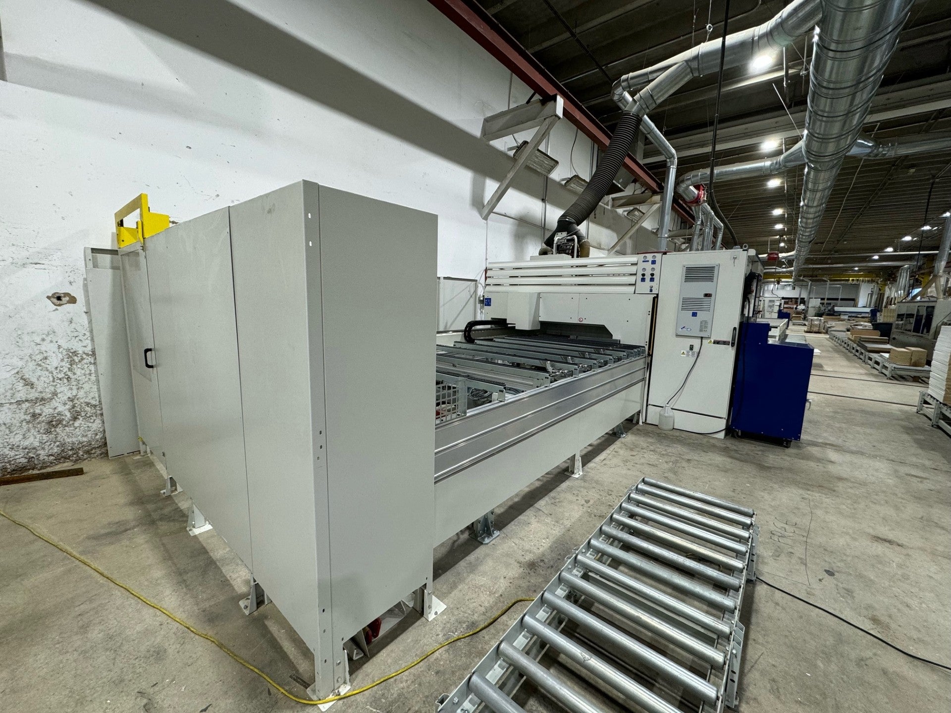 SCM Morbidelli UX200 CNC Drilling and Machining Center Router (2022 ...