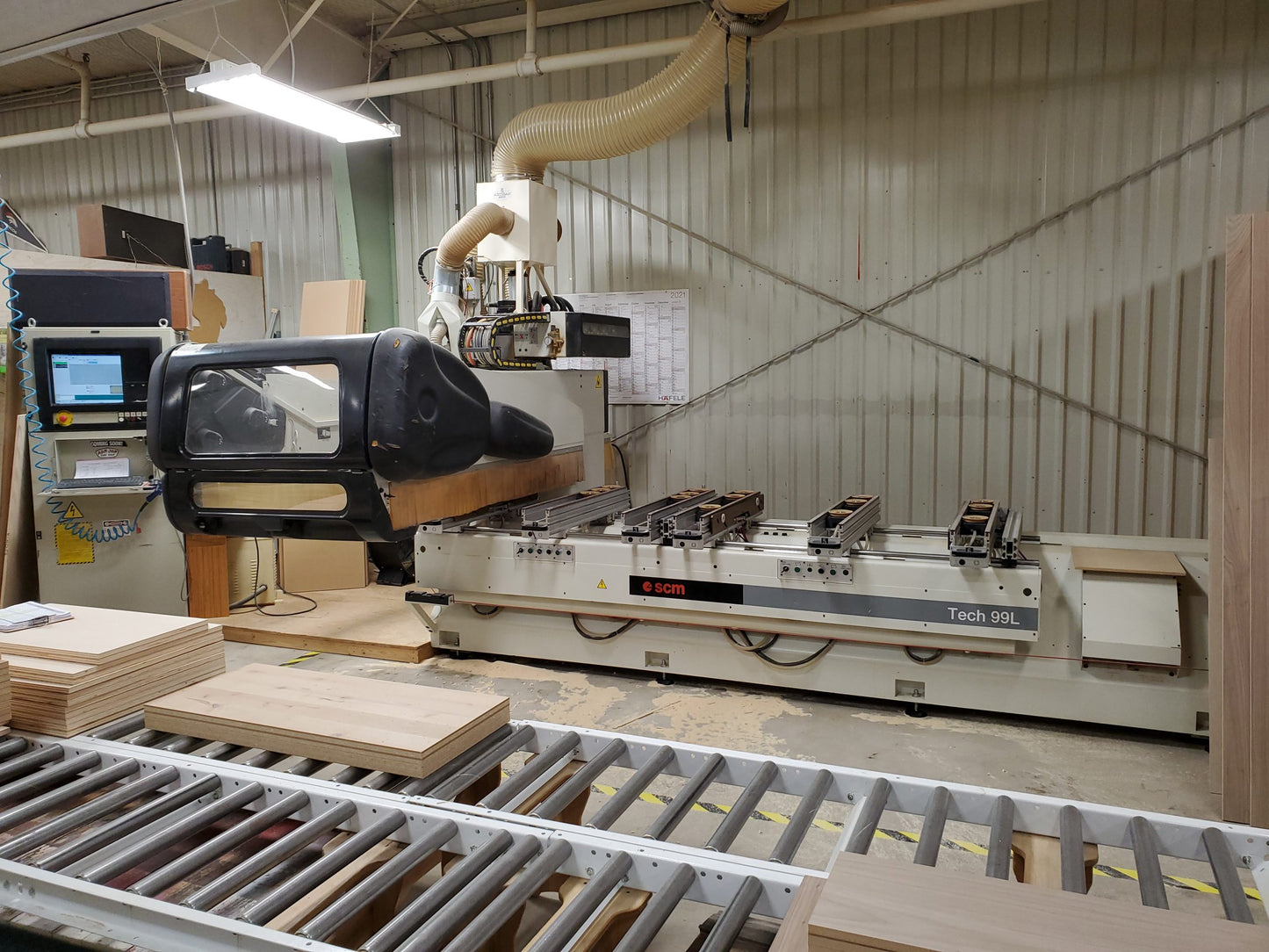 2001 SCM Tech 99 Machining Center Located in Colorado