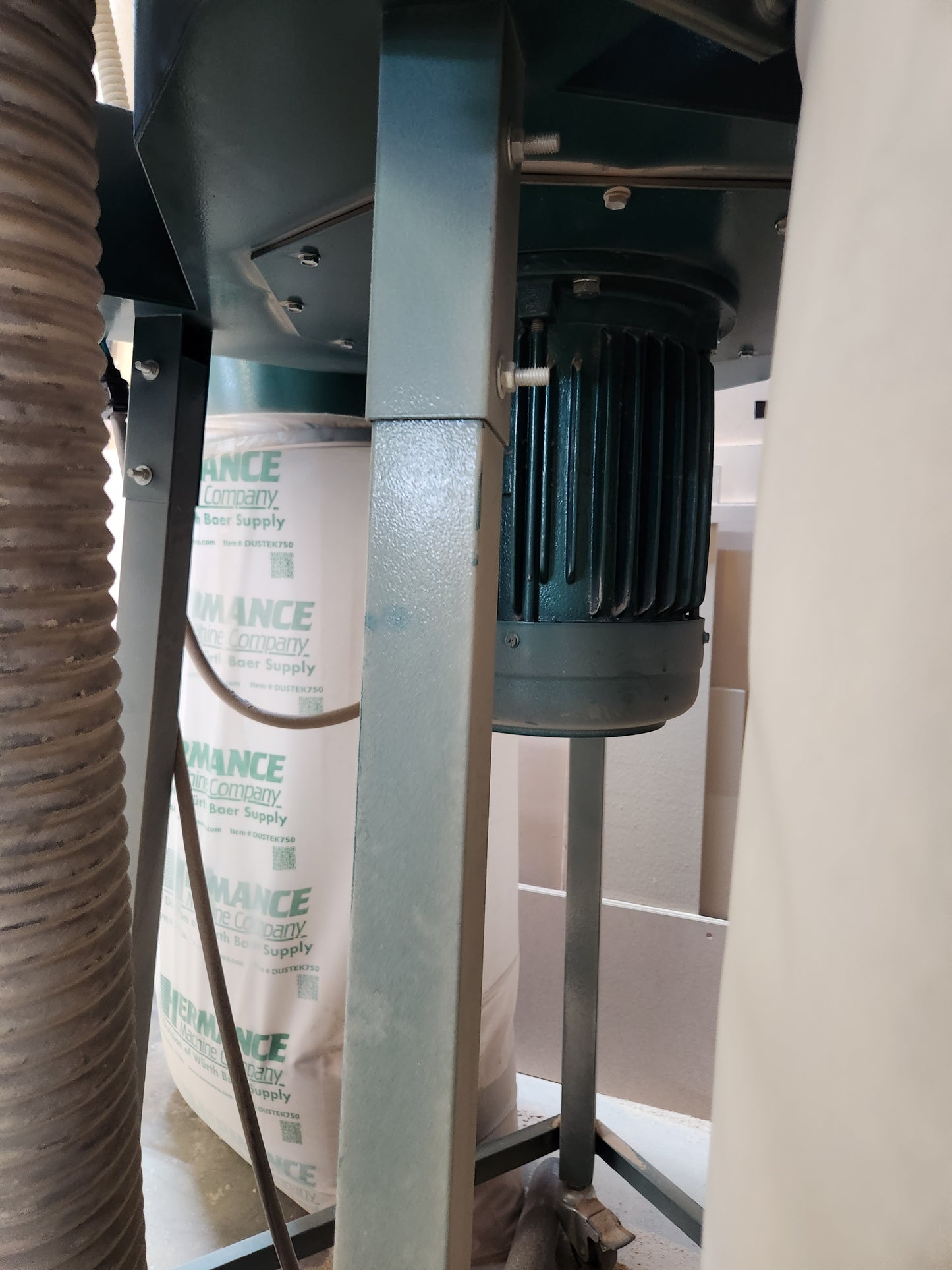 Grizzly Industrial Dust Collector - Oregon