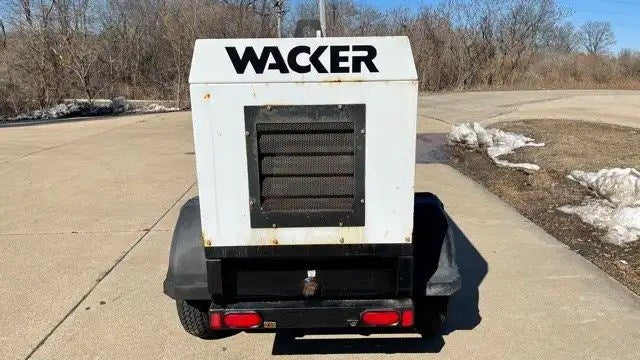 Wacker Neuson G20 20kw tow-behind generator