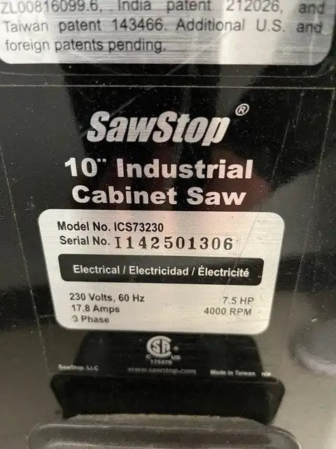 SawStop 10″ Industrial Cabinet Saw with 52″ T-Glide