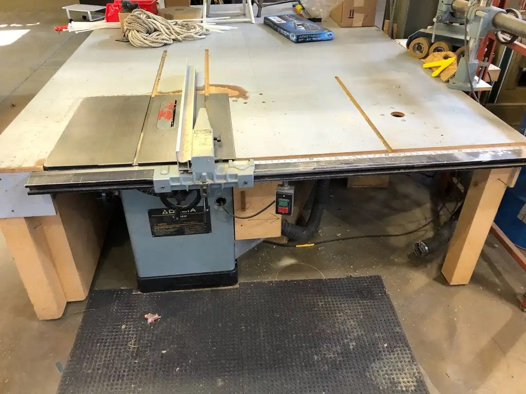 Delta 10″ Unisaw Table saw, 3 HP Motor with 50″ Delta Unifensce