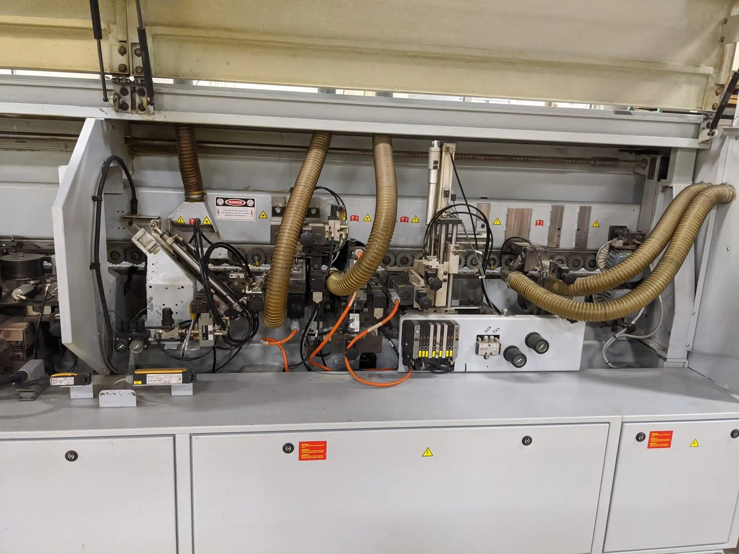 2007 Brandt Automatic Edgebander KDF 530 C Servo