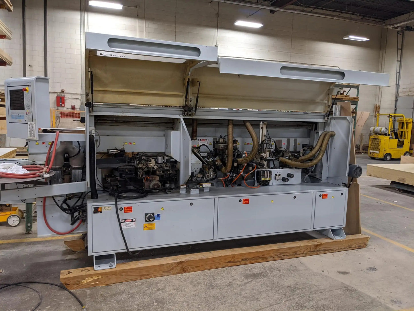 2007 Brandt Automatic Edgebander KDF 530 C Servo