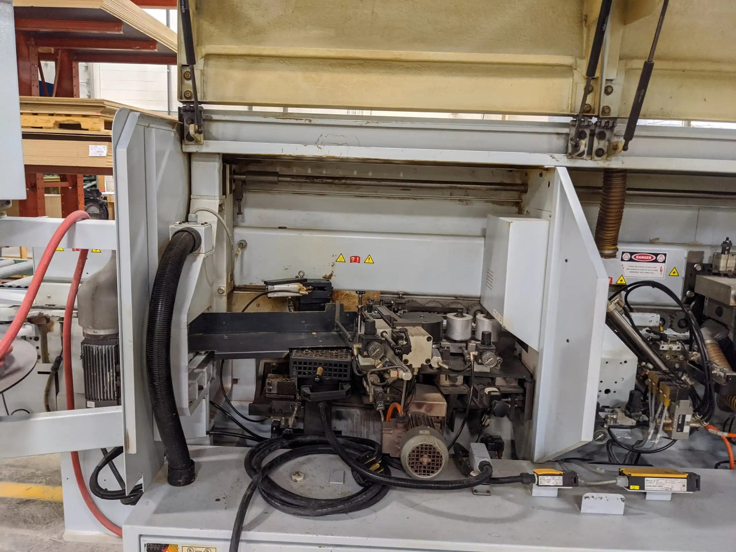2007 Brandt Automatic Edgebander KDF 530 C Servo