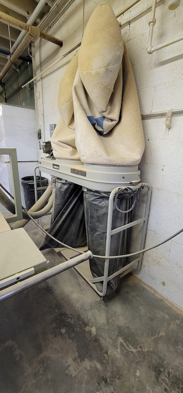 Delta Dust Collector