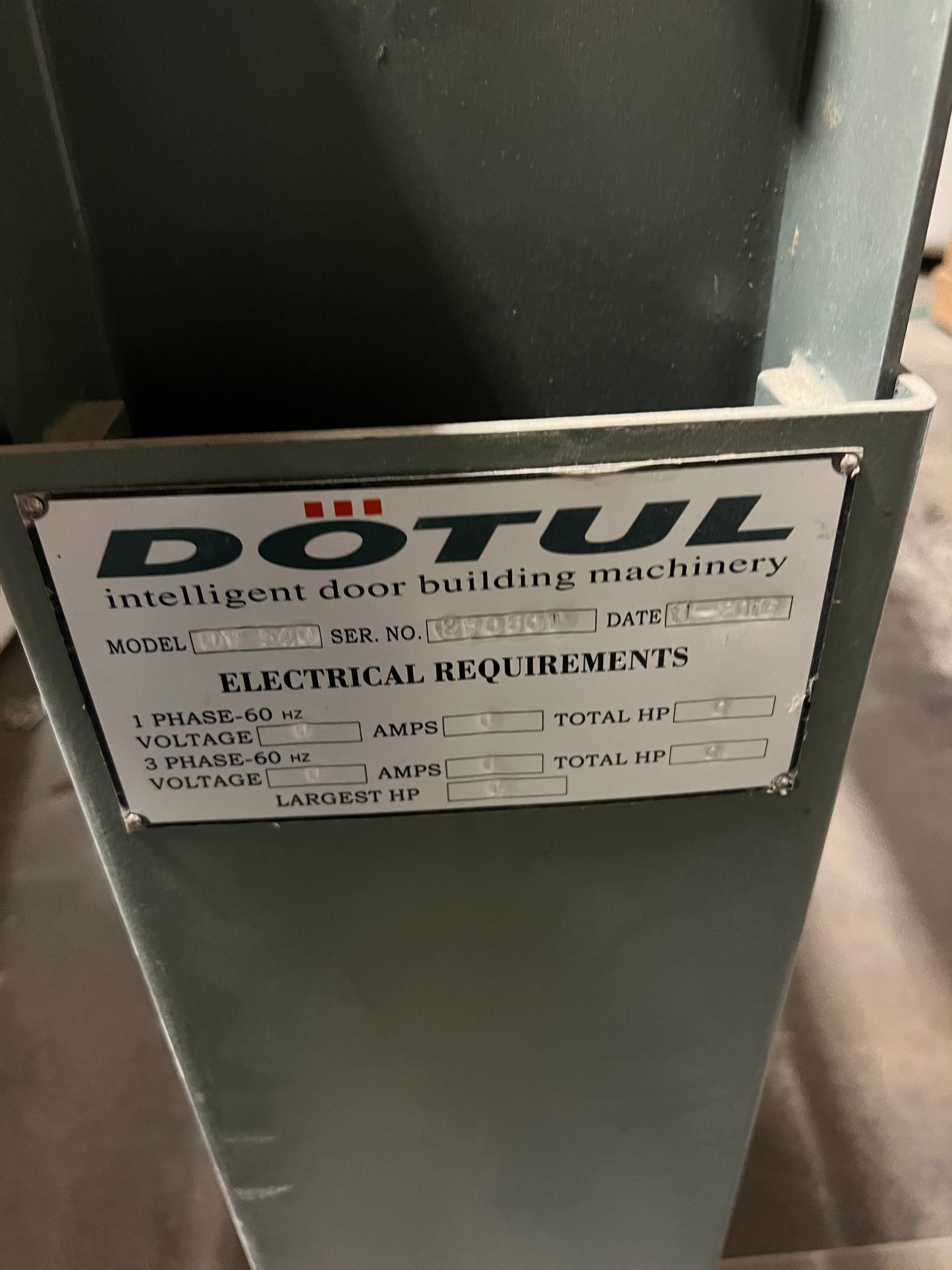 2016 Dotul-Maverick Door Machine - Illinois