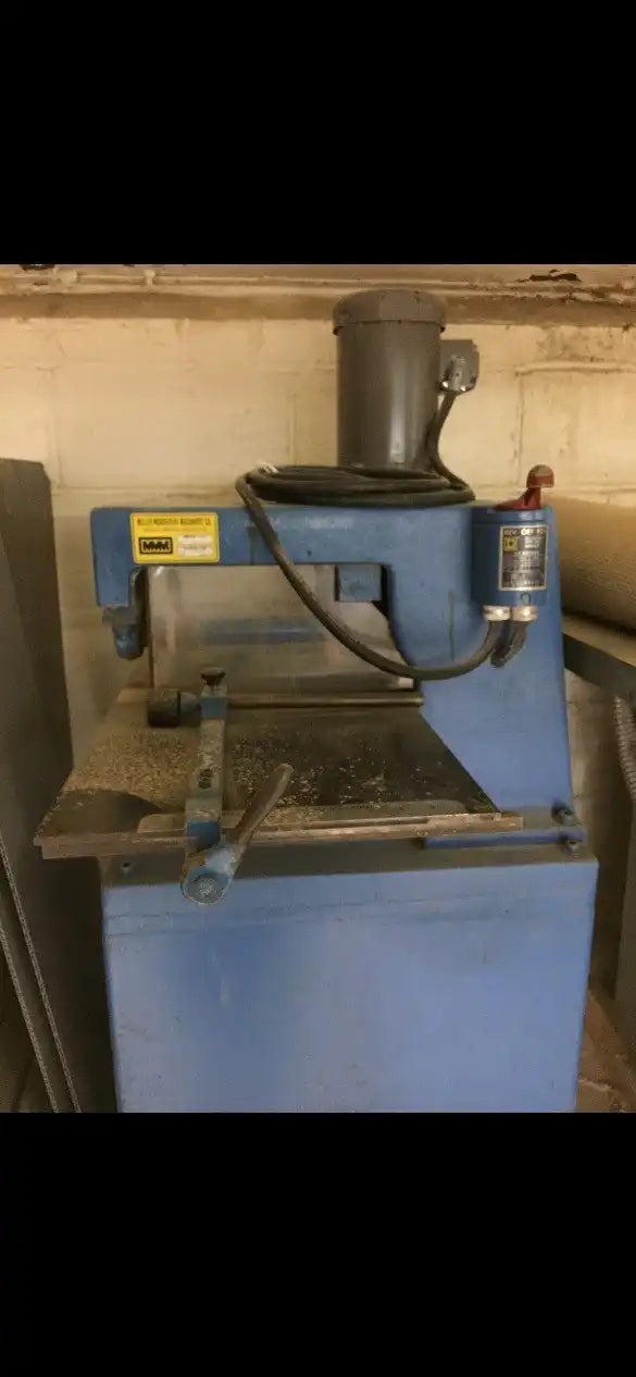 Miller-Moorehead Model 100 Laminate Slitter