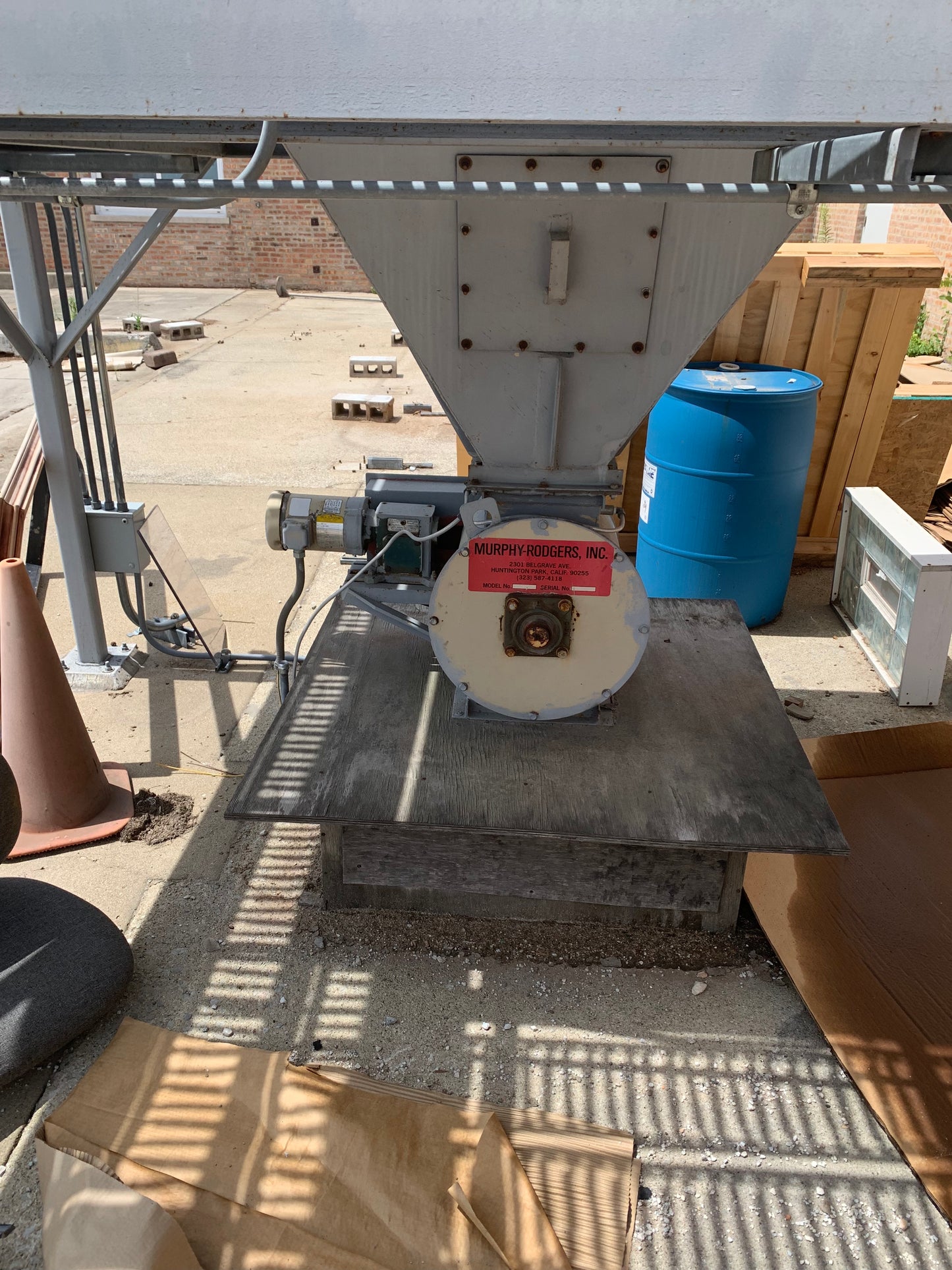 Murphy-Rodgers Outdoor Dust Collector